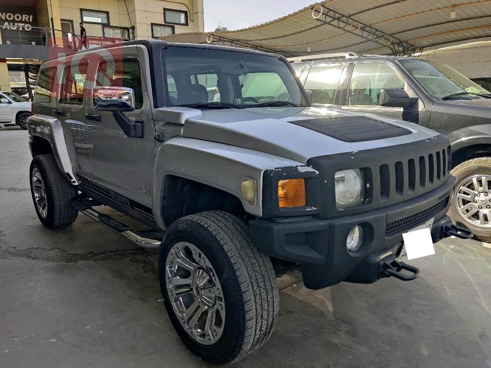 Hummer H3